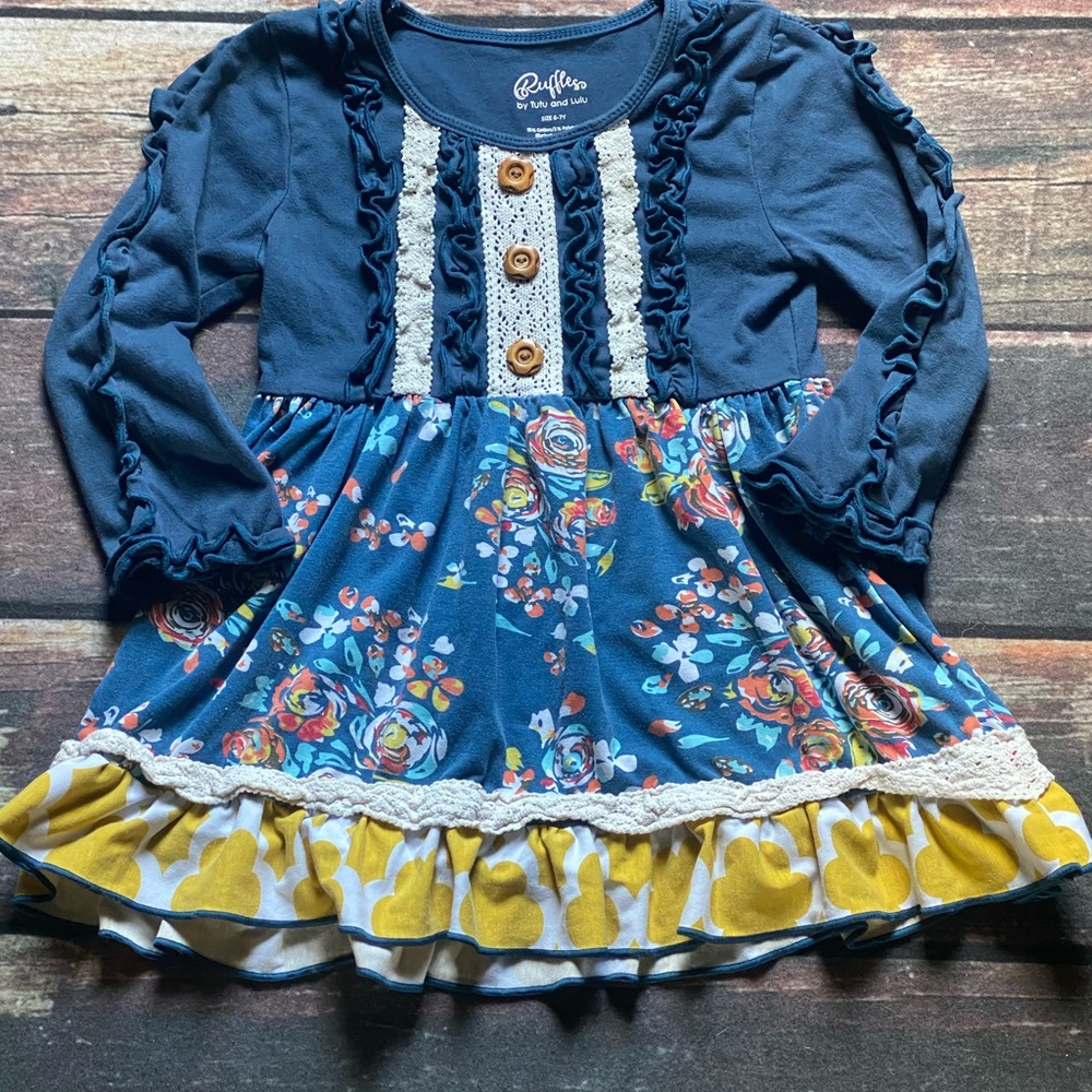 Ruffles by Tutu and Lulu Blue Floral Ruffle Top with Yellow Accents Size 6-7Y
